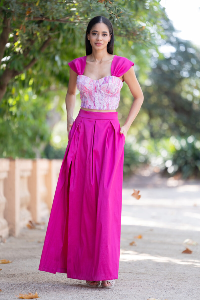 CONJ. TOP LENTEJUELAS Y FALDA TAFETAN